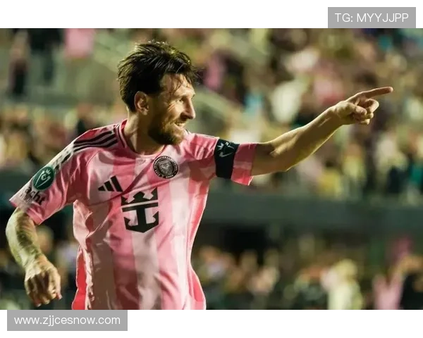 全球足球巨星薪资揭秘：谁是收入最高的球员及其背后的故事