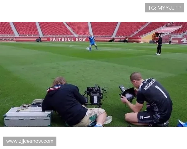 冰岛足球明星专访揭秘背后的故事与梦想